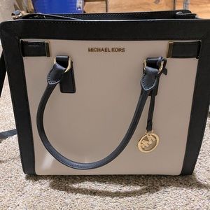 Michael Kors Crossbody